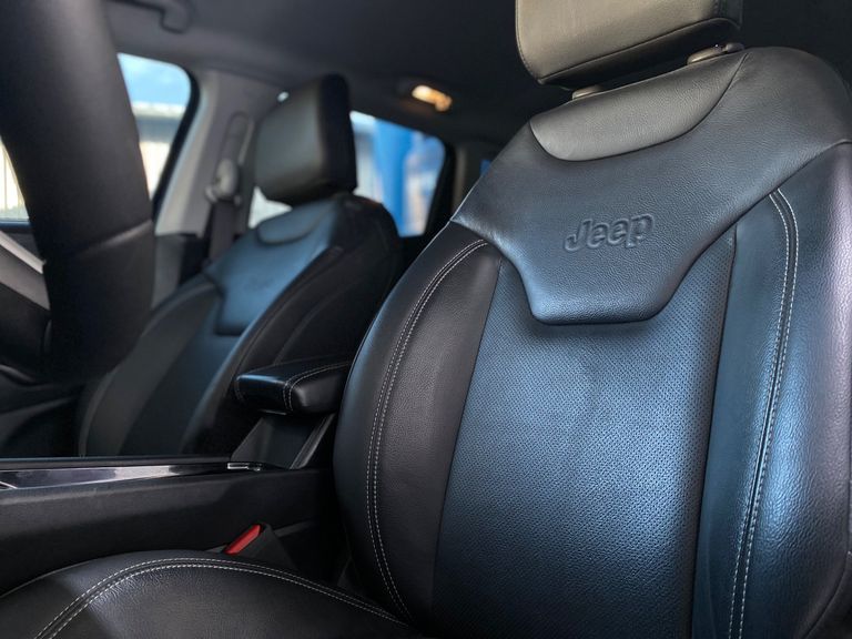 Jeep COMPASS LONG. T270 1.3 TB 4x2 Flex Aut.