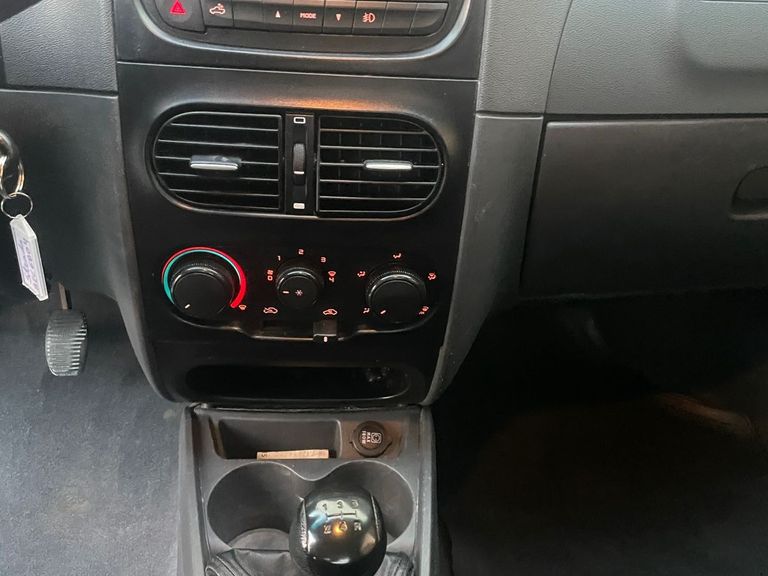 Fiat Strada Working HARD 1.4 Fire Flex 8V CS