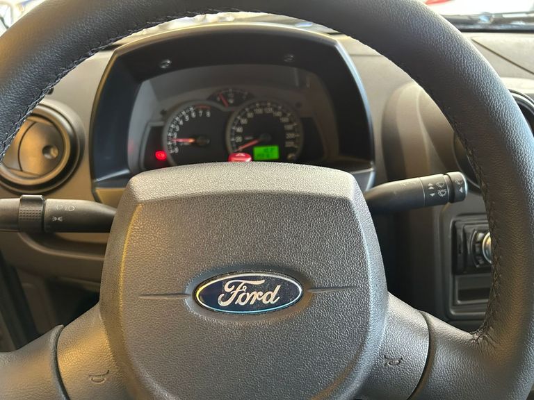 Ford Ka 1.0 8V/1.0 8V ST Flex 3p