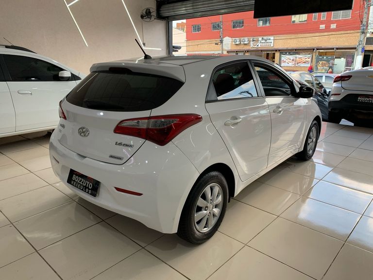 Hyundai HB20 C.Style/C.Plus 1.6 Flex 16V Aut.