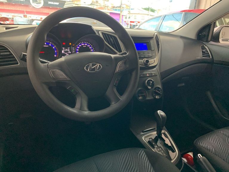 Hyundai HB20 C.Style/C.Plus 1.6 Flex 16V Aut.