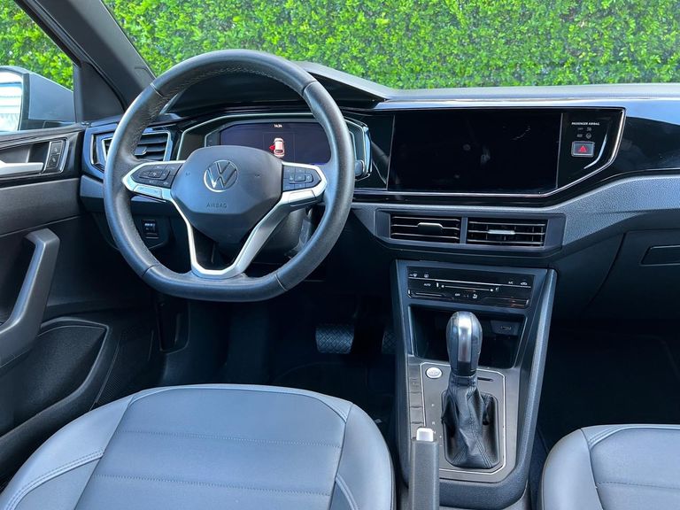 VolksWagen Nivus Highline 1.0 200 TSI Flex Aut.
