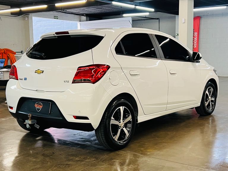 Chevrolet ONIX HATCH LTZ 1.4 8V FlexPower 5p Aut.