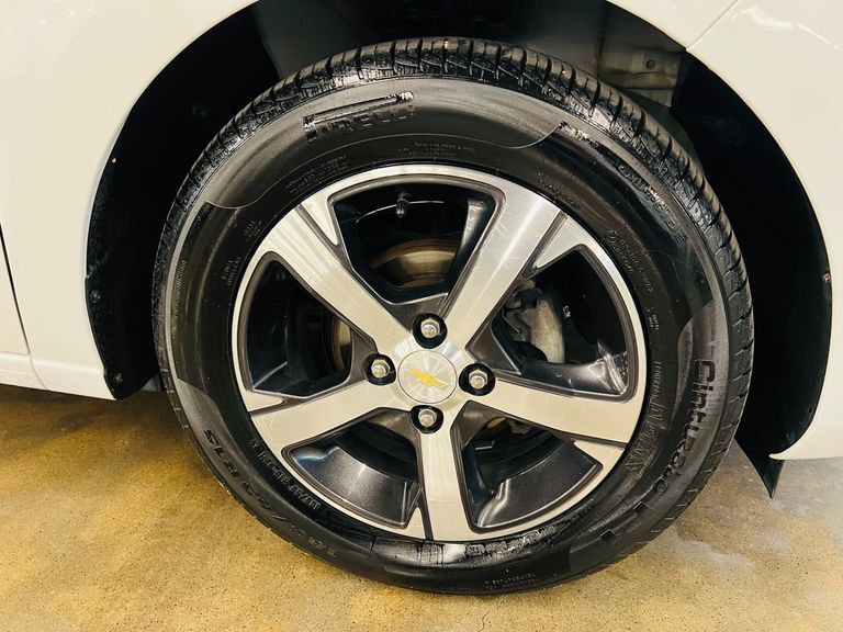 Chevrolet ONIX HATCH LTZ 1.4 8V FlexPower 5p Aut.