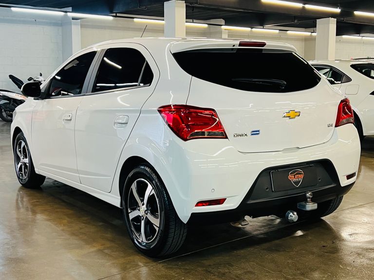 Chevrolet ONIX HATCH LTZ 1.4 8V FlexPower 5p Aut.