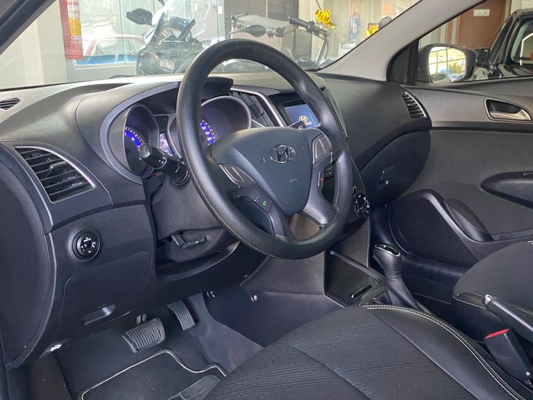 Hyundai HB20S C.Style/C.Plus1.6 Flex 16V Aut. 4p