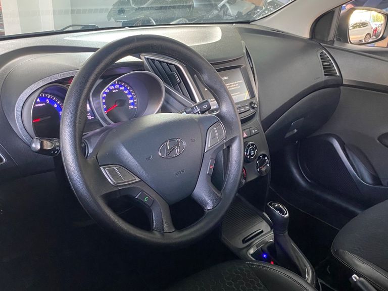 Hyundai HB20S C.Style/C.Plus1.6 Flex 16V Aut. 4p