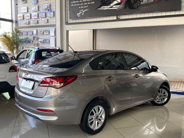 Hyundai HB20S C.Style/C.Plus1.6 Flex 16V Aut. 4p