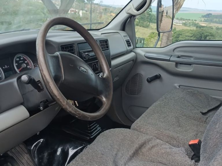 FORD F-4000 4x2 2p (diesel)(E5)