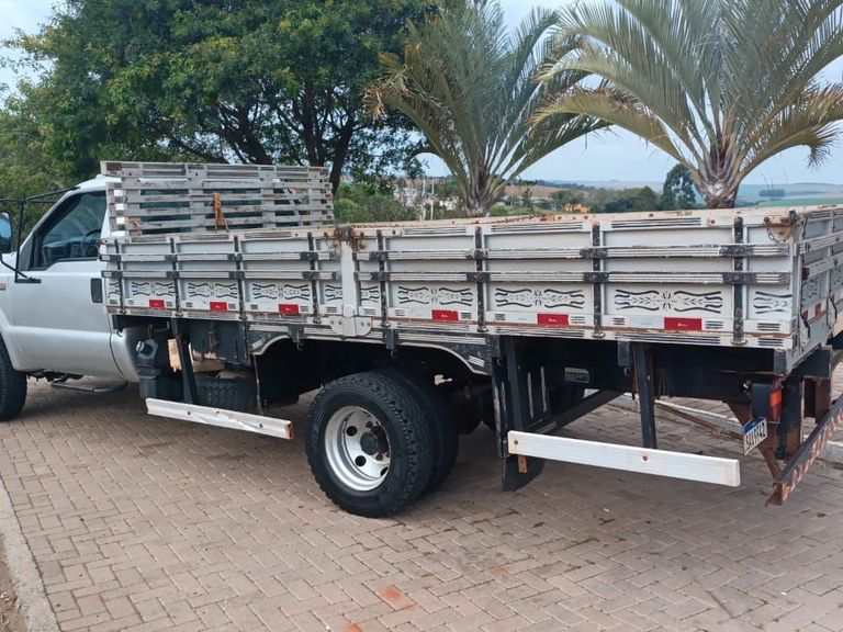 FORD F-4000 4x2 2p (diesel)(E5)