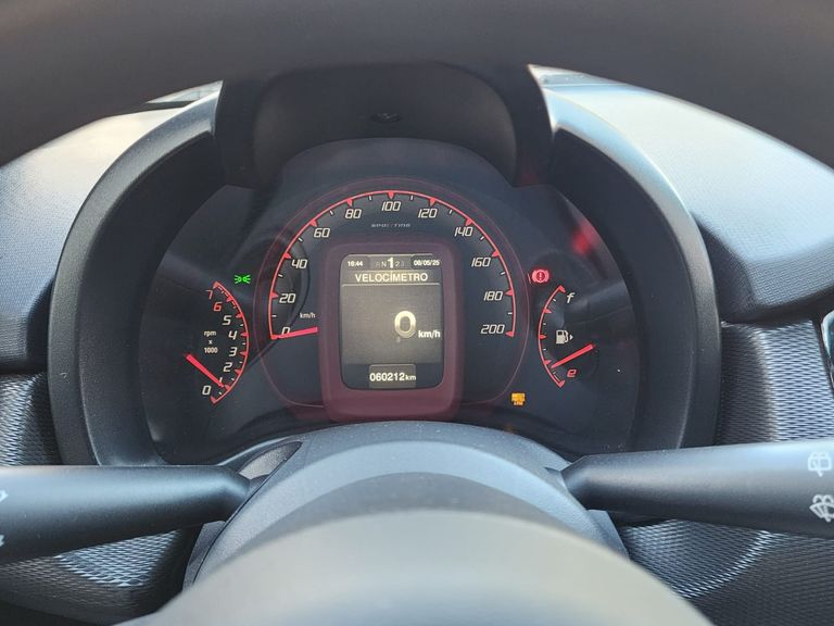 Fiat UNO SPORTING Dualogic 1.4 EVO Flex 8V 4p