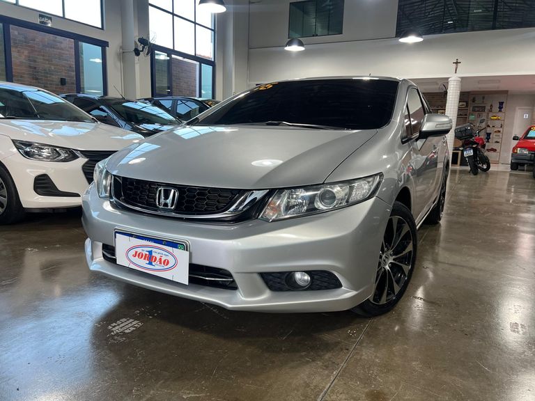 Honda Civic Sedan LXR 2.0 Flexone 16V Aut. 4p