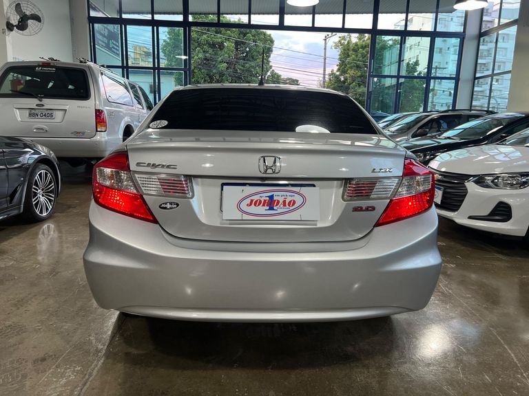 Honda Civic Sedan LXR 2.0 Flexone 16V Aut. 4p