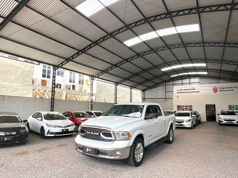 RAM CLASSIC LARAMIE 5.7 CD V8 4X4 Aut.