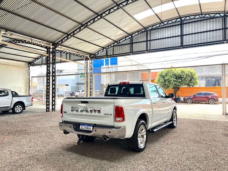 RAM CLASSIC LARAMIE 5.7 CD V8 4X4 Aut.