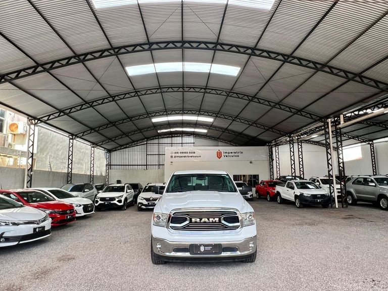 RAM CLASSIC LARAMIE 5.7 CD V8 4X4 Aut.