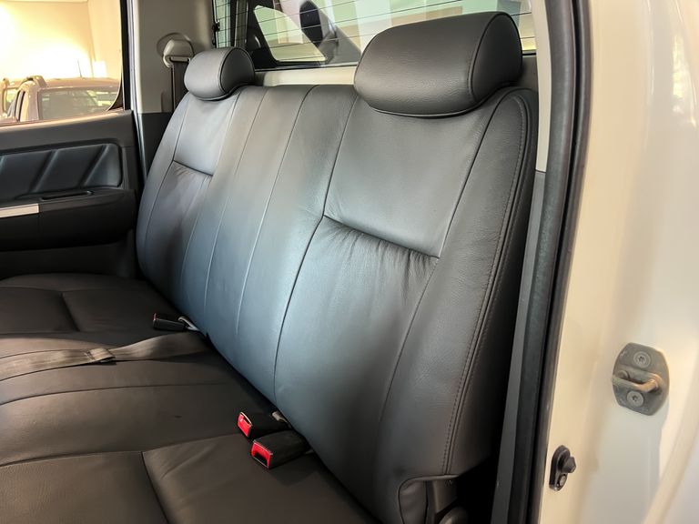 Toyota Hilux CD SRV D4-D 4x4 3.0 TDI Diesel Aut