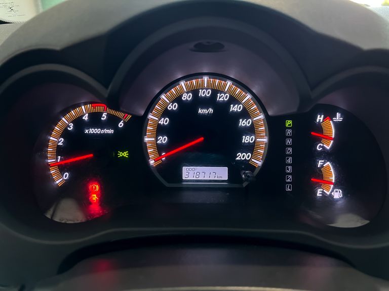 Toyota Hilux CD SRV D4-D 4x4 3.0 TDI Diesel Aut