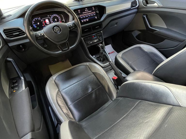 VolksWagen T-Cross Comfortline 1.0 TSI Flex 5p Aut.