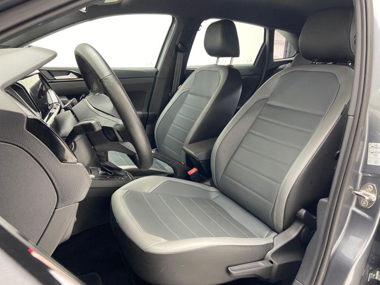 VolksWagen Nivus Highline 1.0 200 TSI Flex Aut.