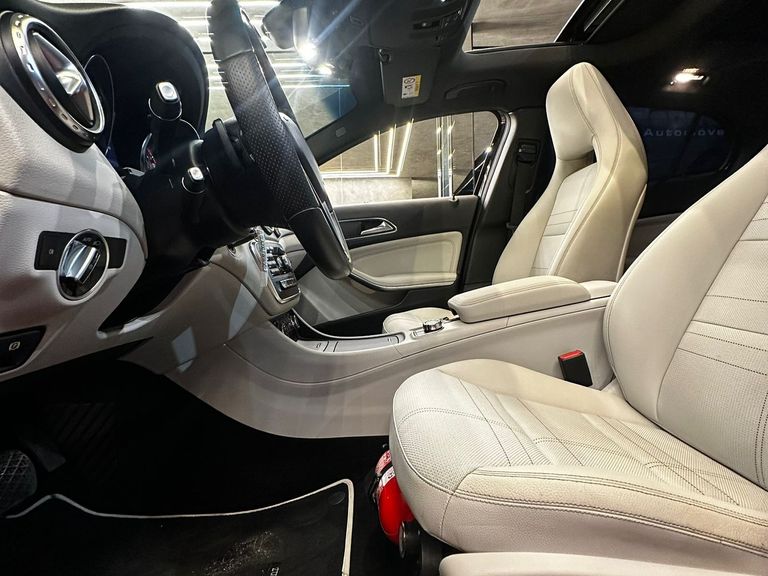 Mercedes GLA 200 Vision 1.6/1.6 TB 16V Flex Aut.