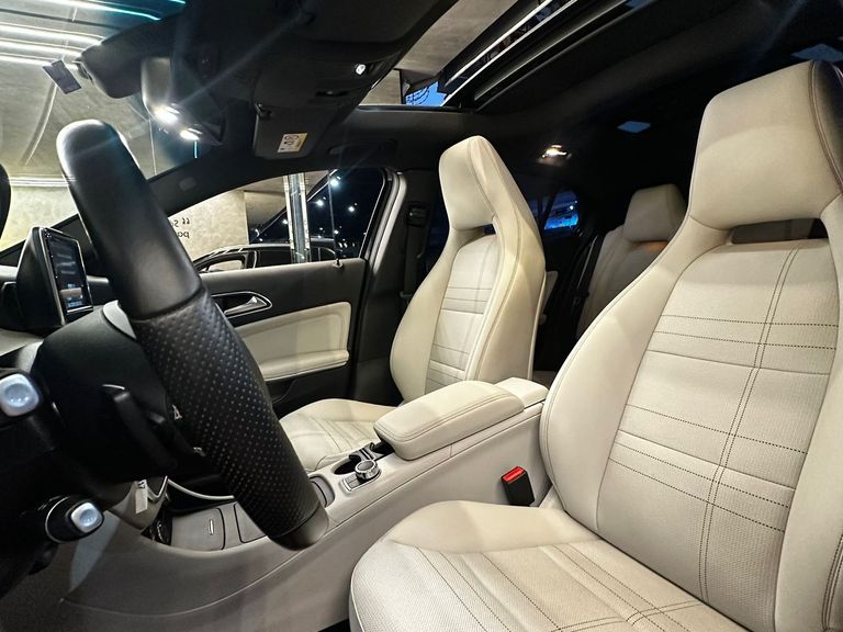 Mercedes GLA 200 Vision 1.6/1.6 TB 16V Flex Aut.