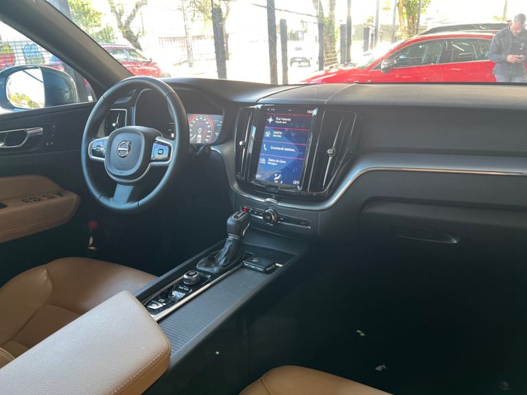 Volvo XC 60 T-5 MOMENTUM 2.0 254cv AWD 5p