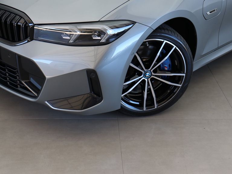BMW 330e M Sport 2.0 Turbo Híbrido Aut.