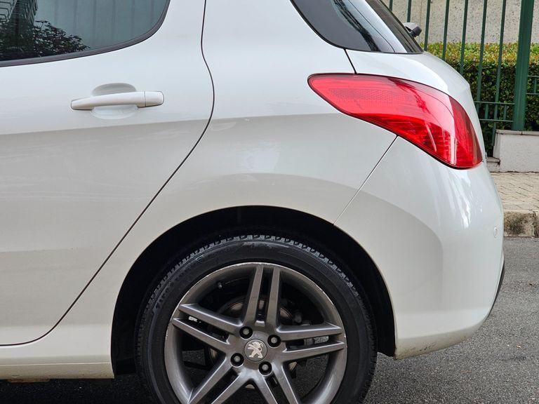 Peugeot 308 Feline/Griffe 1.6 Turbo 16V 5p Aut.