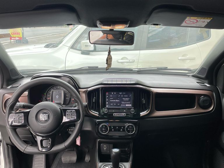 Fiat Strada Ranch 1.3 Flex 8V CD Aut.