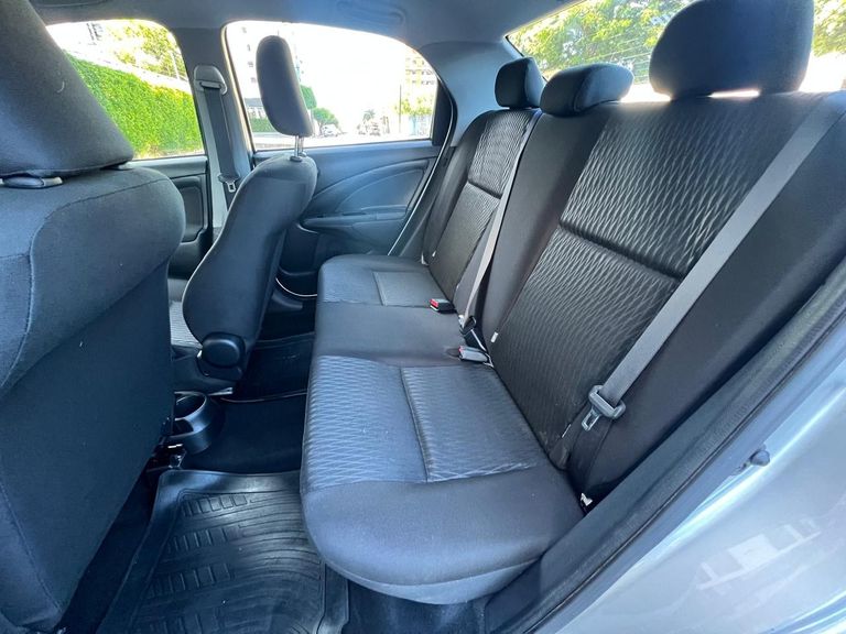 Toyota ETIOS X Plus 1.5 Flex 16V 5p Mec.