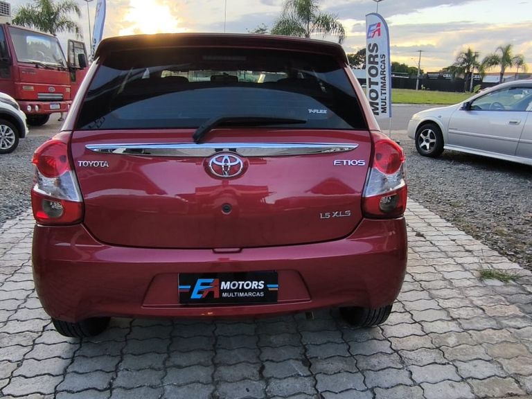 Toyota ETIOS XLS 1.5 Flex 16V 5p Mec.