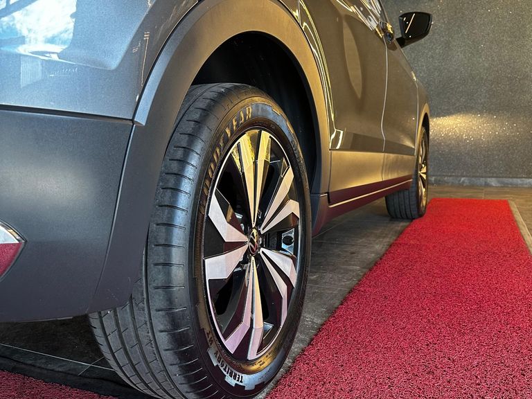 VolksWagen T-Cross Highline 1.4 TSI Flex 16V 5p Aut