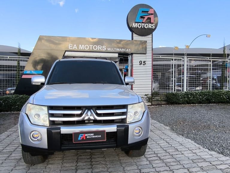 Mitsubishi Pajero GLS Full 3.8 V6 250cv 5p Aut.