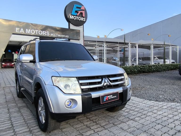 Mitsubishi Pajero GLS Full 3.8 V6 250cv 5p Aut.