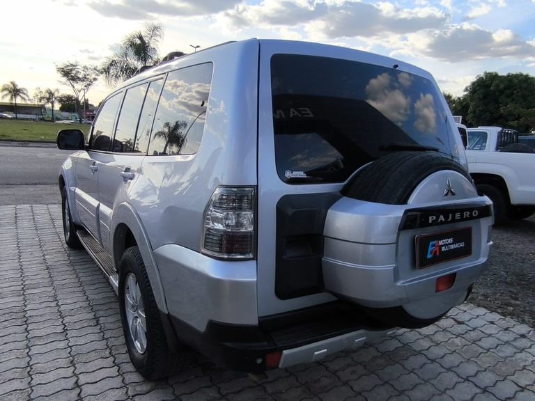 Mitsubishi Pajero GLS Full 3.8 V6 250cv 5p Aut.