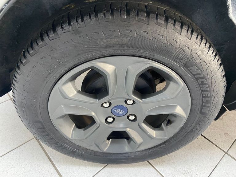 Ford EcoSport FREESTYLE 1.5 12V Flex 5p Mec.