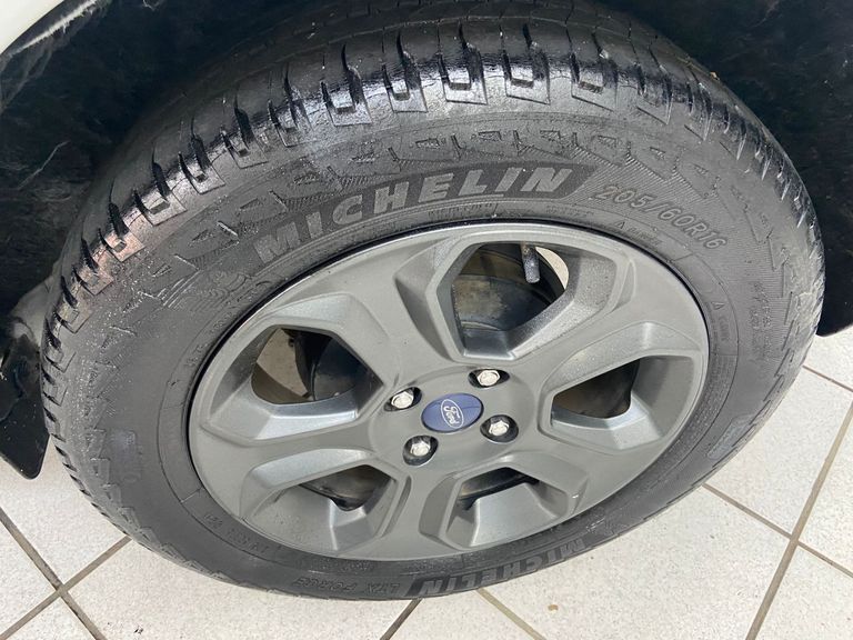 Ford EcoSport FREESTYLE 1.5 12V Flex 5p Mec.