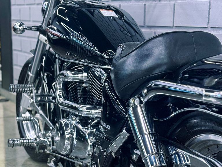 SUZUKI MARAUDER 800