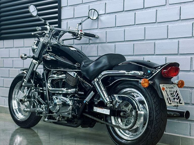 SUZUKI MARAUDER 800