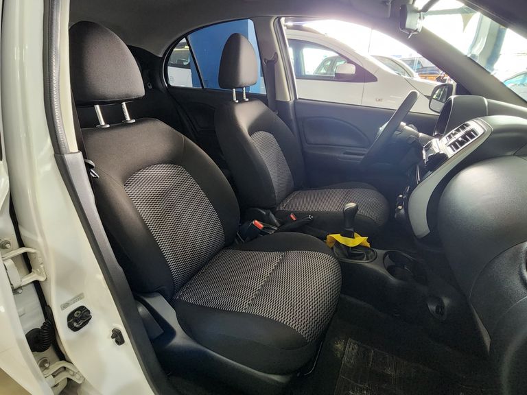 Nissan MARCH S 1.0 12V Flex 5p