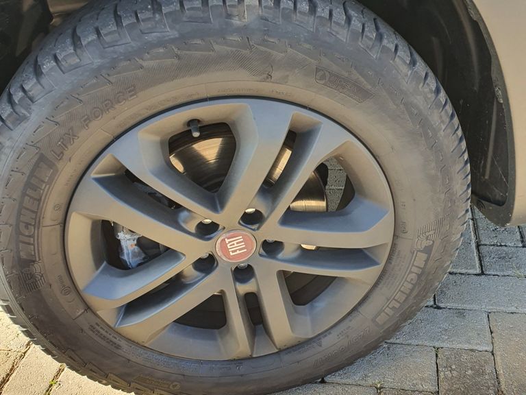 Fiat Toro Freedom 1.8 16V Flex Aut.