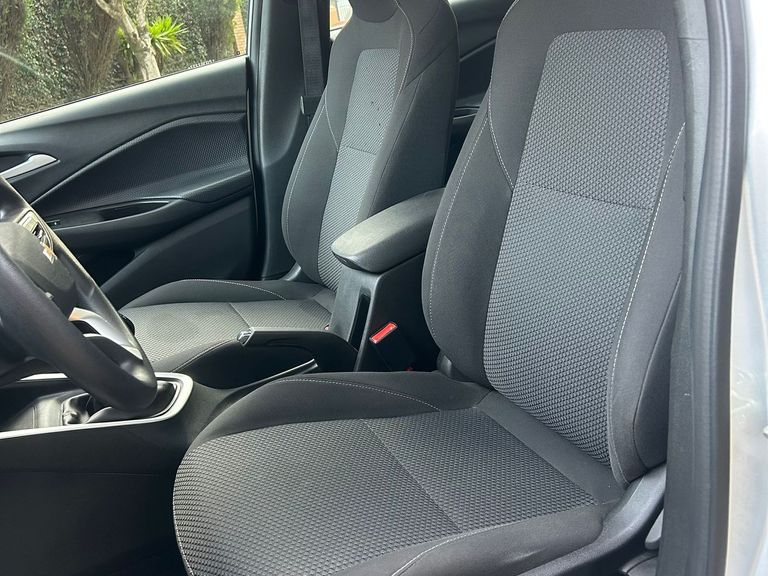 Chevrolet ONIX SEDAN Plus LTZ 1.0 12V TB Flex Mec.