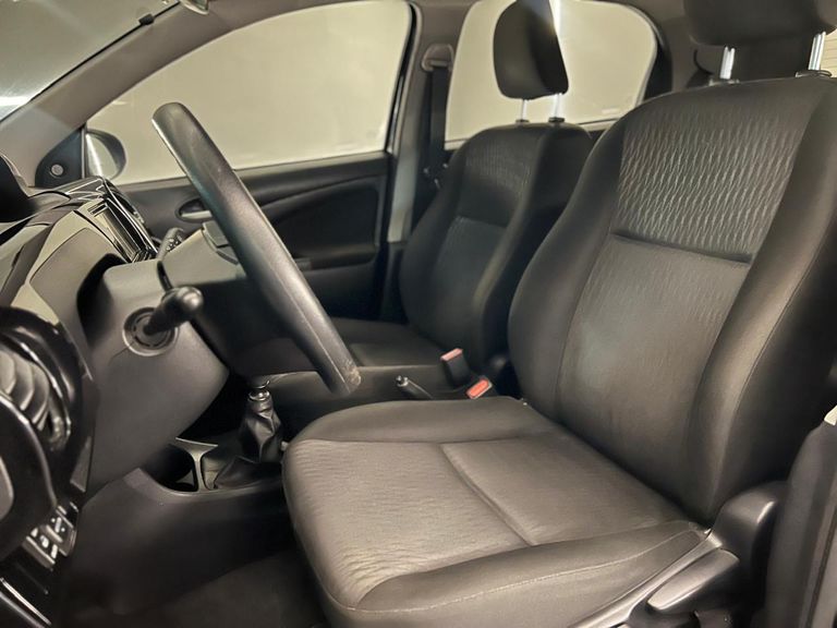 Toyota ETIOS X 1.3 Flex 16V 5p Mec.