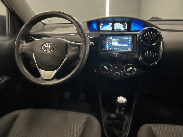Toyota ETIOS X 1.3 Flex 16V 5p Mec.