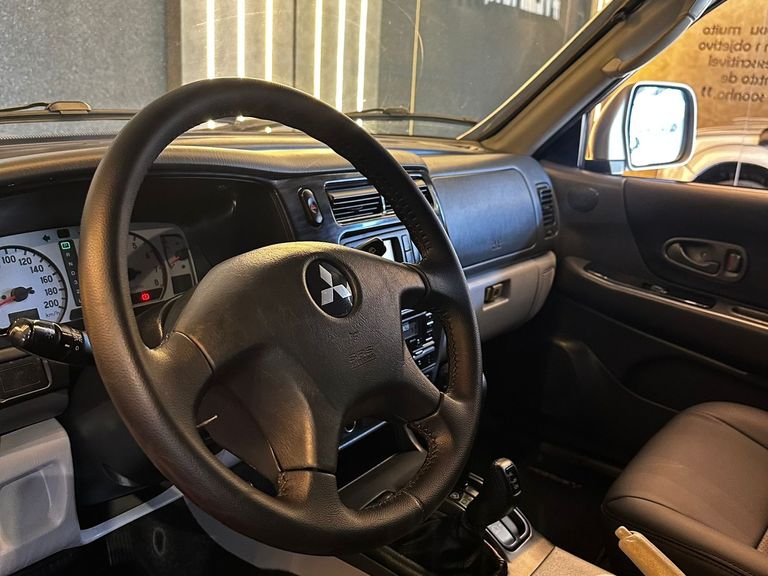 Mitsubishi Pajero Sport 3.5 V6 Flex 4x4 Aut.