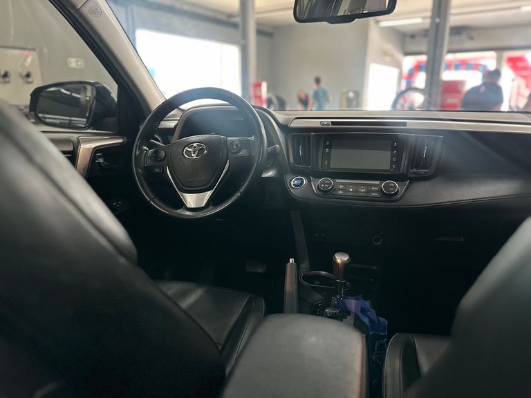 Toyota RAV4 2.0 4x2 16V Aut.