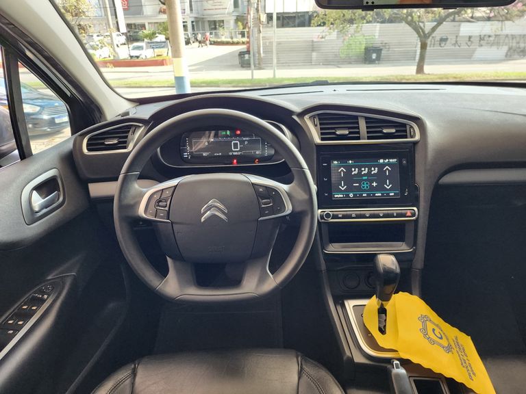 Citroën C4 LOUNGE Live Bus. 1.6 Flex Aut.