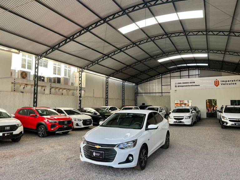 Chevrolet ONIX SEDAN Plus LT 1.0 12V Flex 4p Mec.