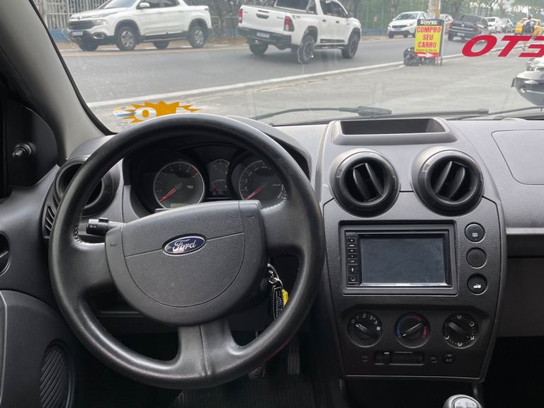 Ford Fiesta Sedan SE 1.0 8V Flex 4p